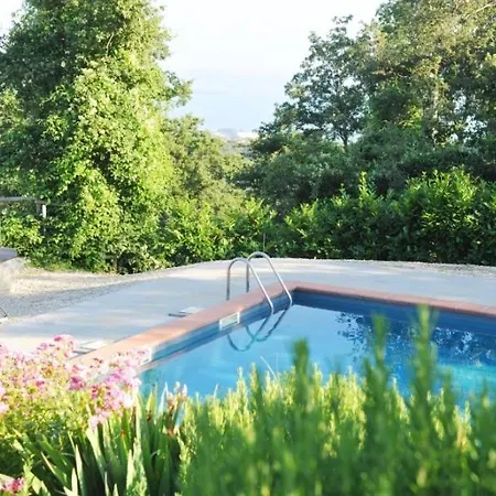 Gosparini Sleeps 10 Pool Wifi Corgna
