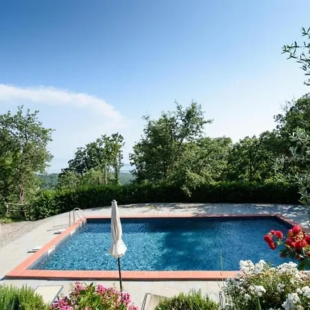 Gosparini Sleeps 10 Pool Wifi * Corgna