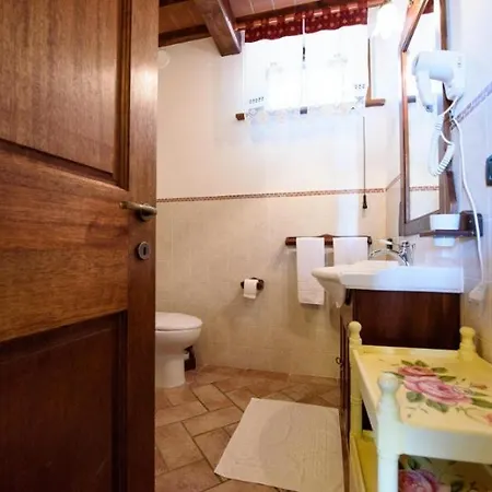 Villa Gosparini Sleeps 10 Pool Wifi